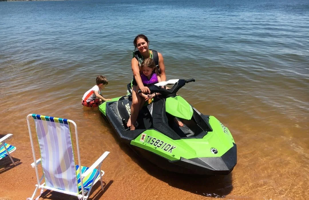jet-ski-lake-Texas.jpg