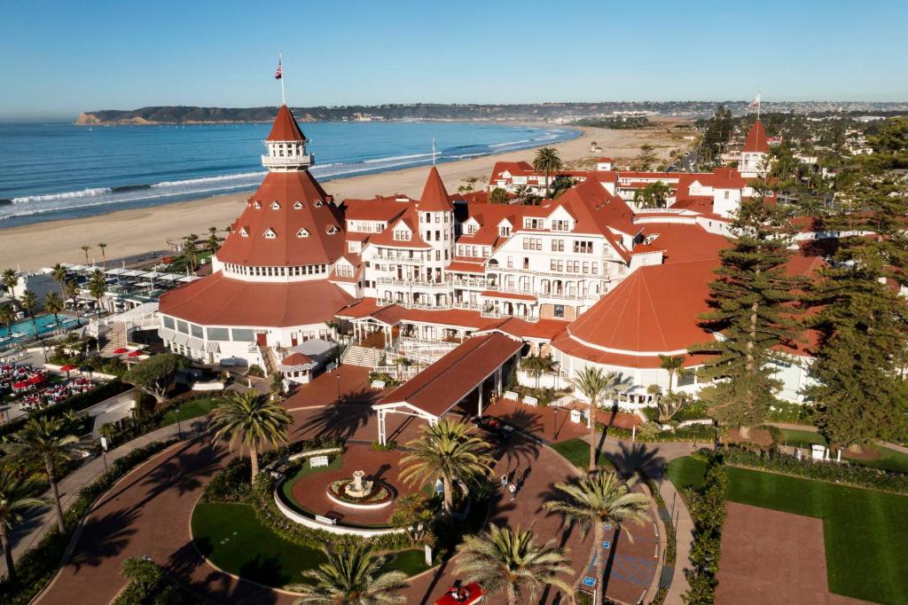 Things To Do Visit Coronado Island