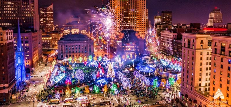 Colorful fireworks and holiday lights at Cleveland Winterfest in Public Square, a top family-friendly winter festival in Northeast Ohio.