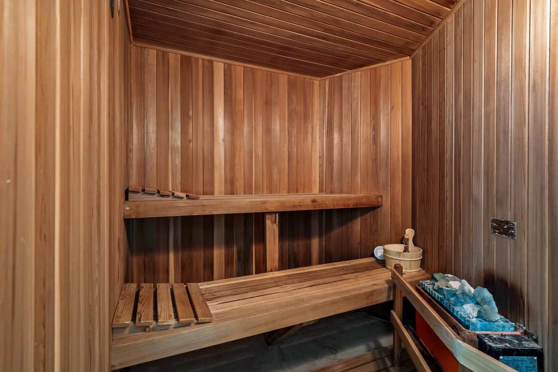 Private Sauna for Cozy Winter Stays in Ohio