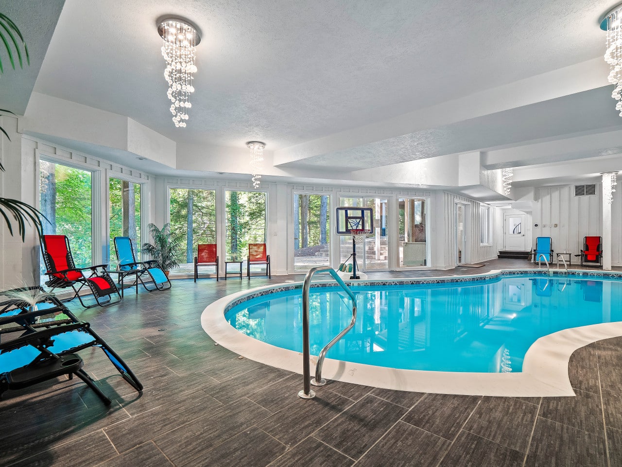 Indoor Pool Vacation Home – Year Round Family Fun in Northeast Ohio