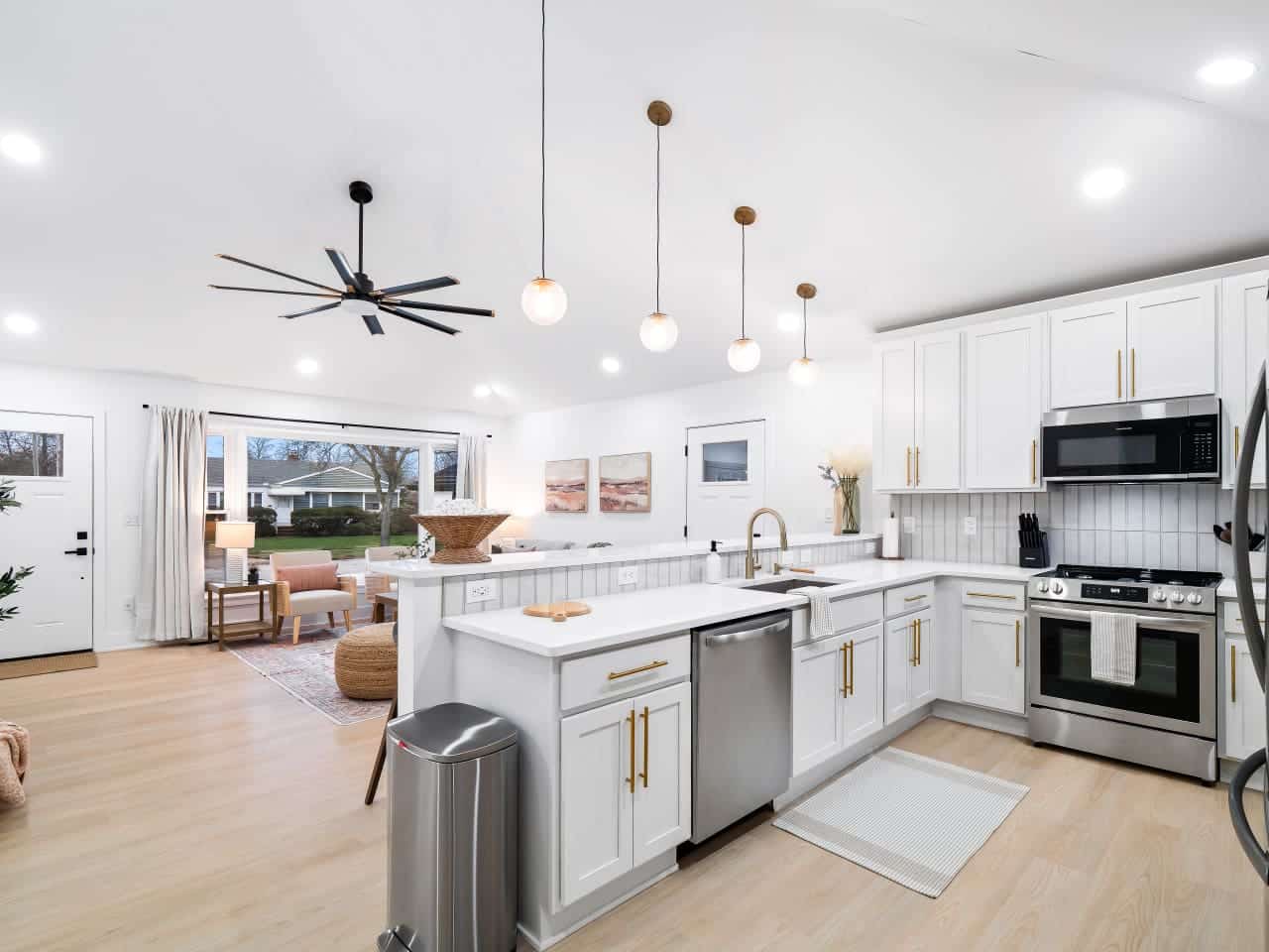 Modern, spacious kitchen with great lighting and ample counter space