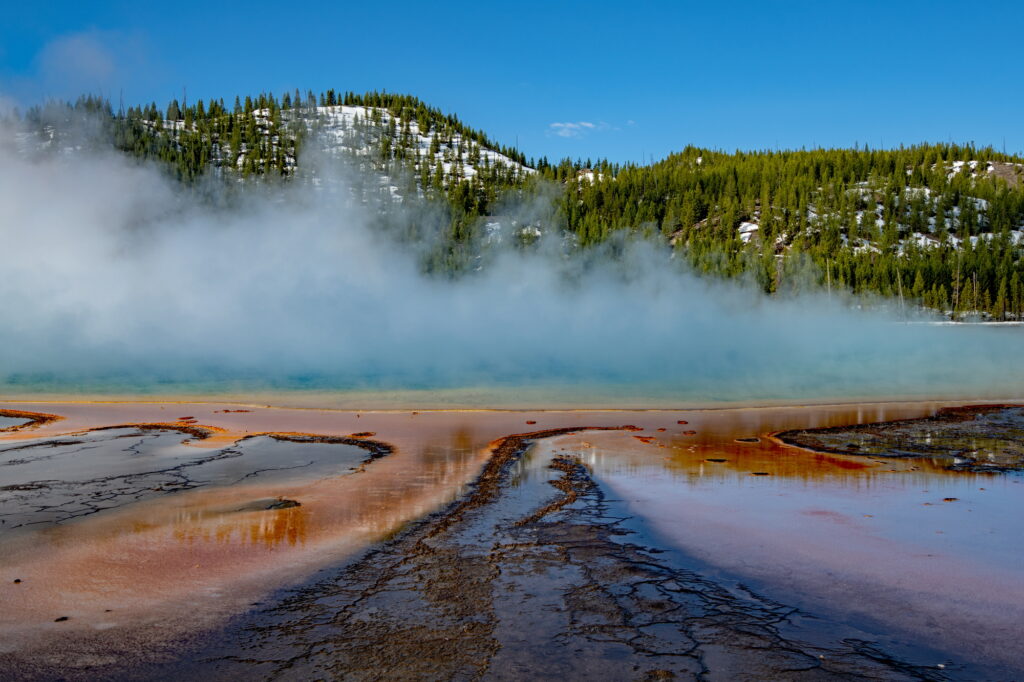 Grand-Prismatic-Spring-1024x682