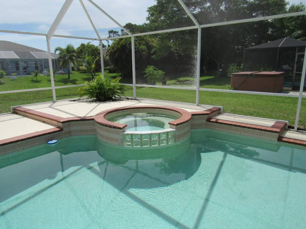 Welcome, Canada: Your Winter Home in Port St Lucie