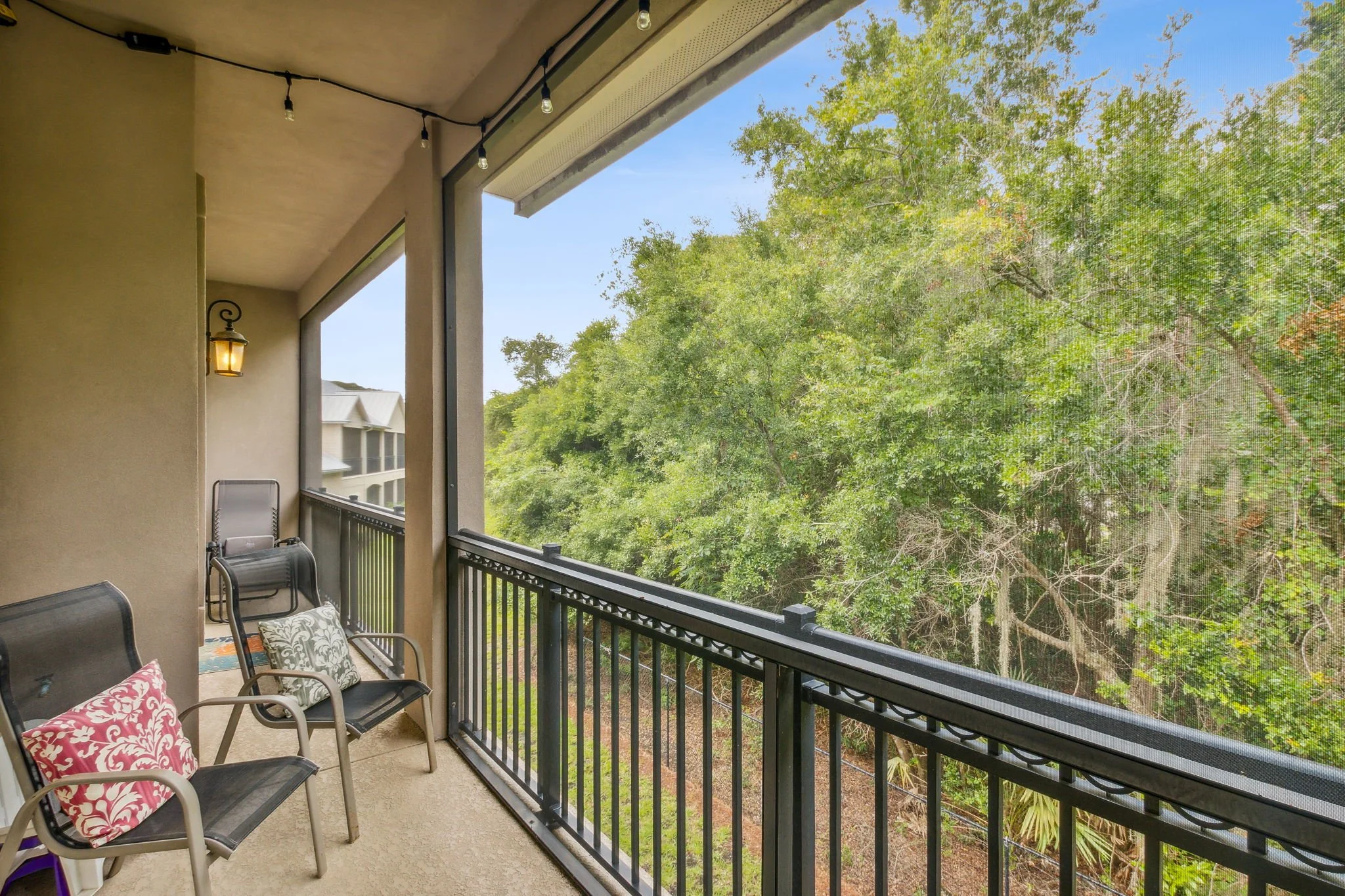 23-web-or-mls-95217 Summerwoods Cir Unit 905_27.jpg