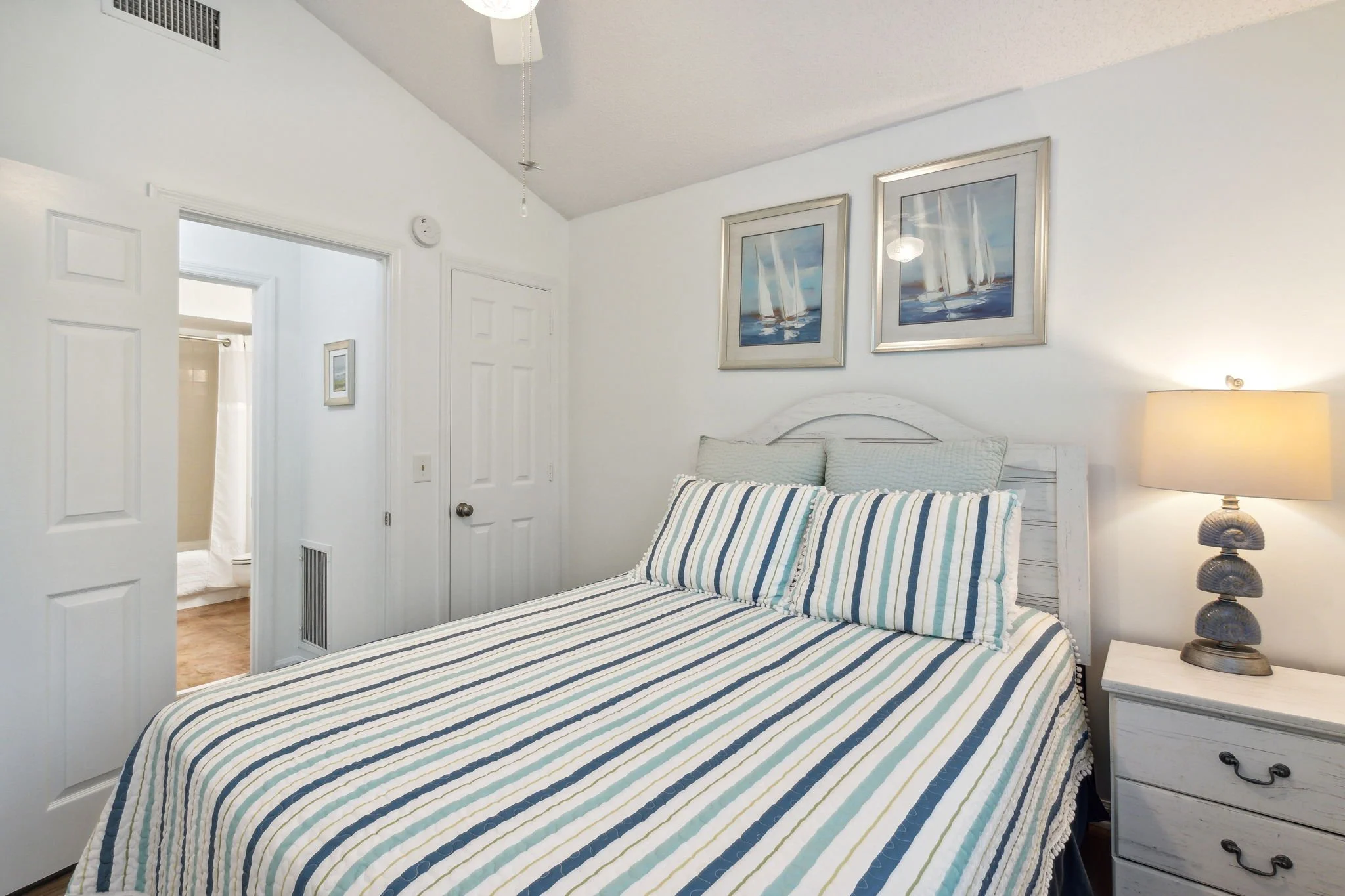 Guest room No. 1