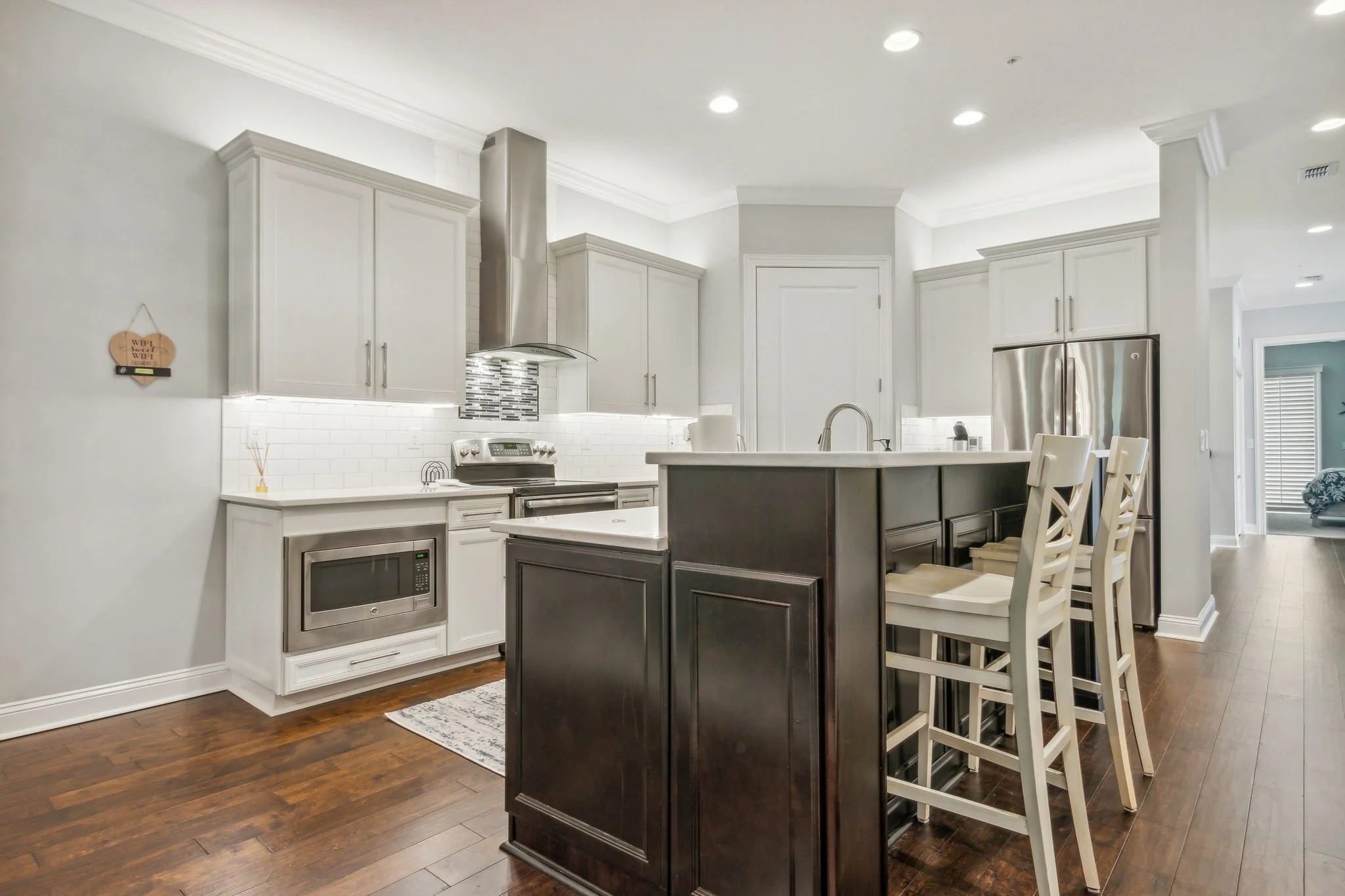 10-web-or-mls-95217 Summerwoods Cir Unit 905_38.jpg