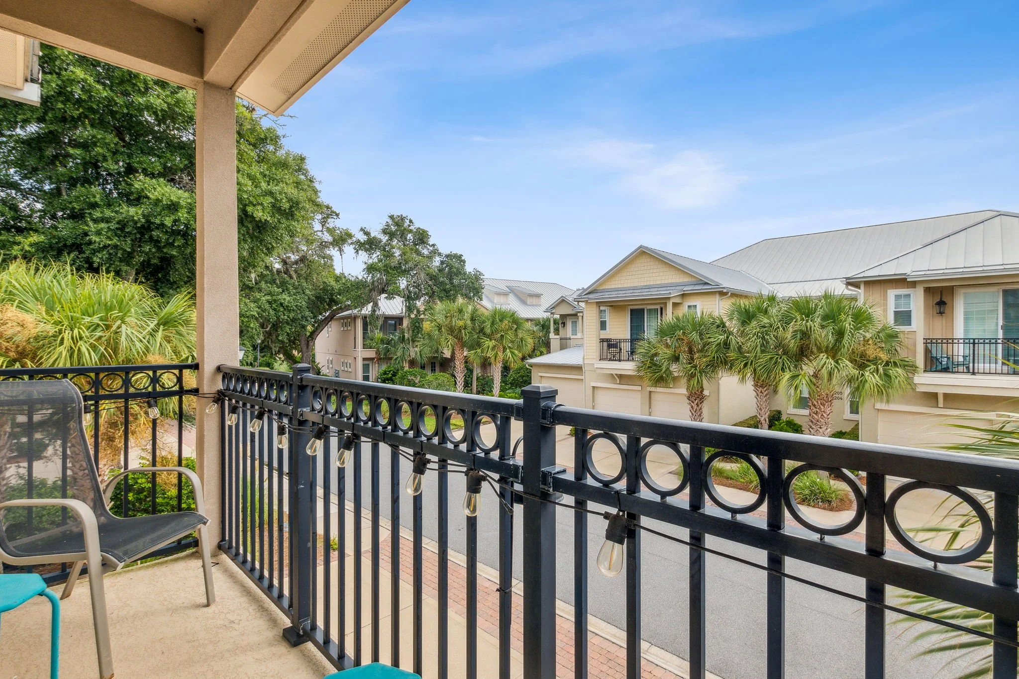 35-web-or-mls-95217 Summerwoods Cir Unit 905_15.jpg