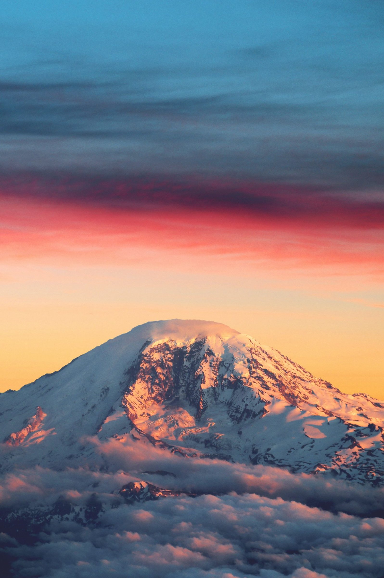 Mount Rainier at sunset seen from Seattle
