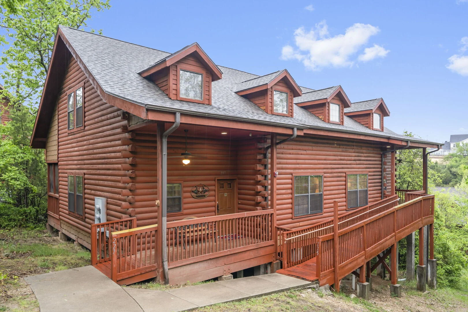 Why renting a cabin beats a Branson hotel for Silver Dollar City Harvest Festival