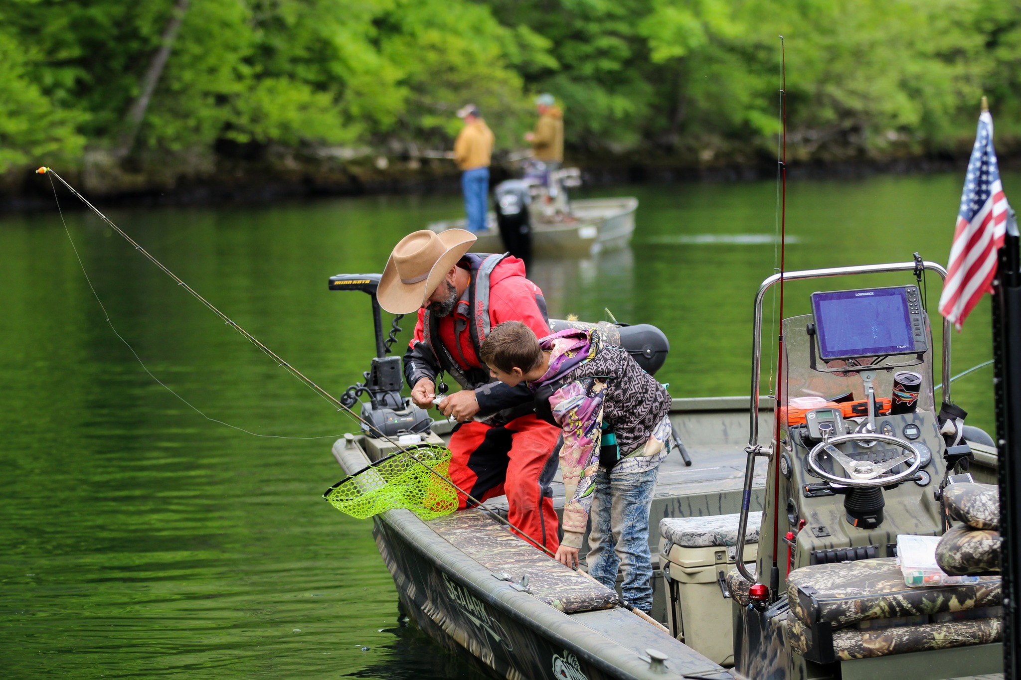 trout fishing at lake Taneycomo