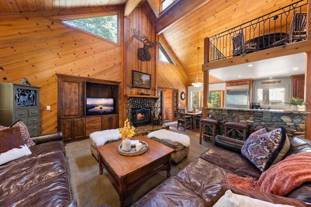 Trailside Tahoe Cabin Near Kings Beach | Sleeps 10 | 2 Cal King Bedrooms