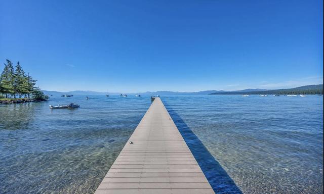 Lakeside Condo Close to Slopes Excellent Location